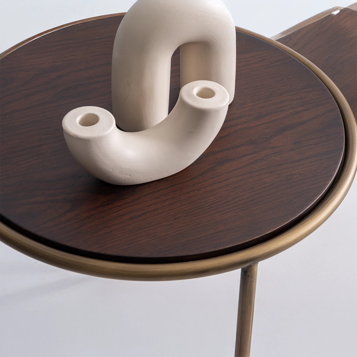 MASUTA DE COLT ACCOSTA