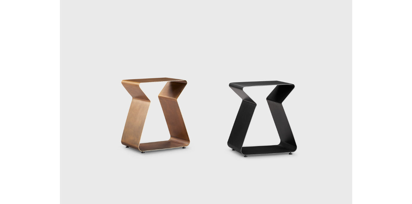 TRISSONI CORNER TABLE 