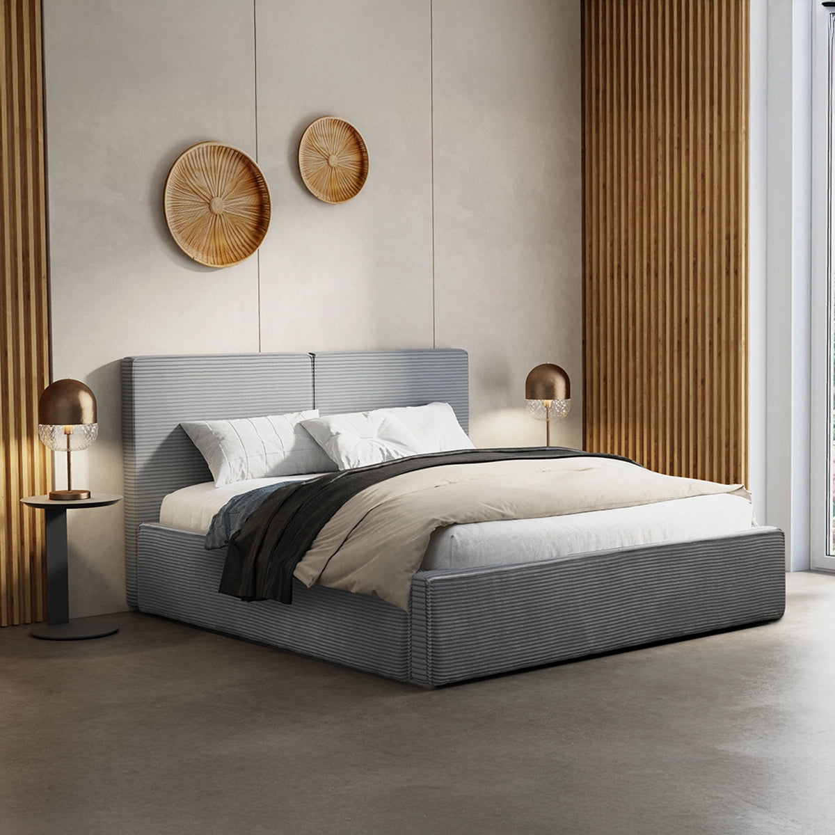 Pat Divino – design italian elegant și cadru metalic