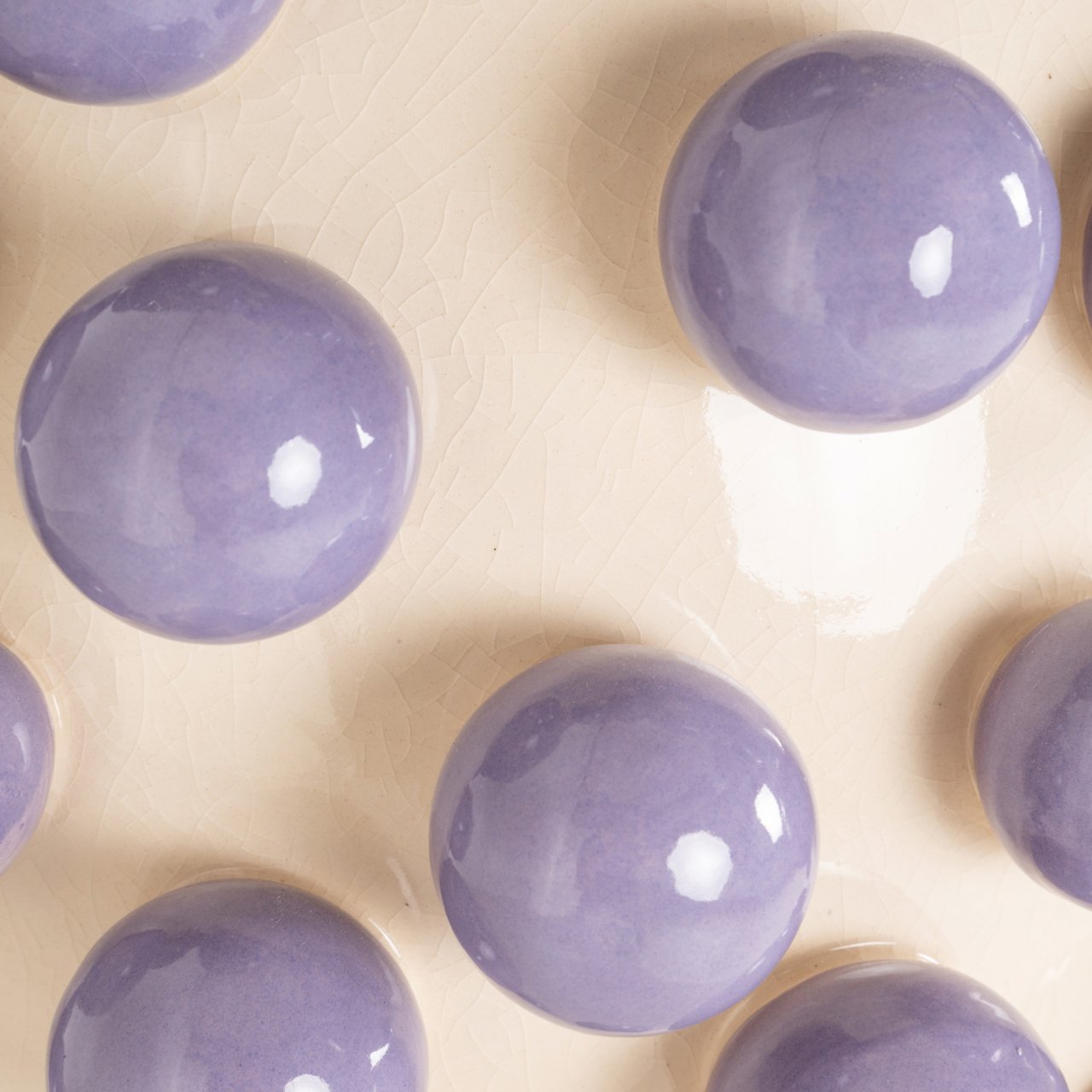 Vaso color crema a pois