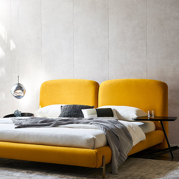 Bed Adelante 
