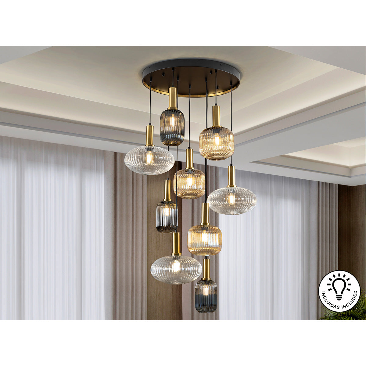 Lampă Norma 9L., Neagră/Alamă