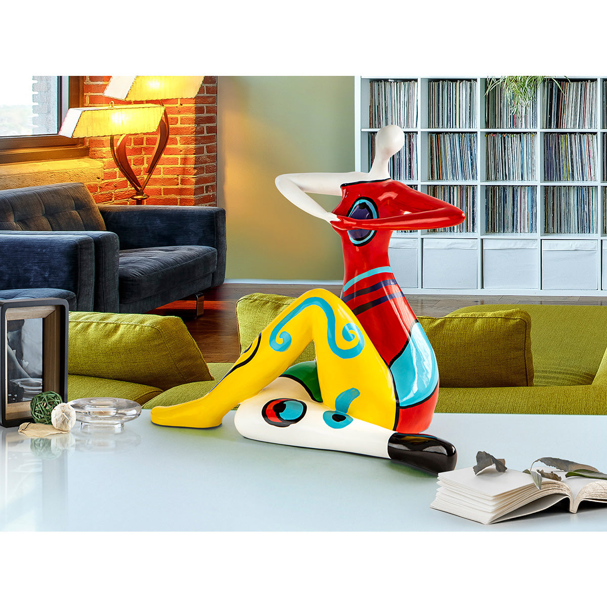 FEMĂ - FIGURĂ DECORATĂ MEDIE