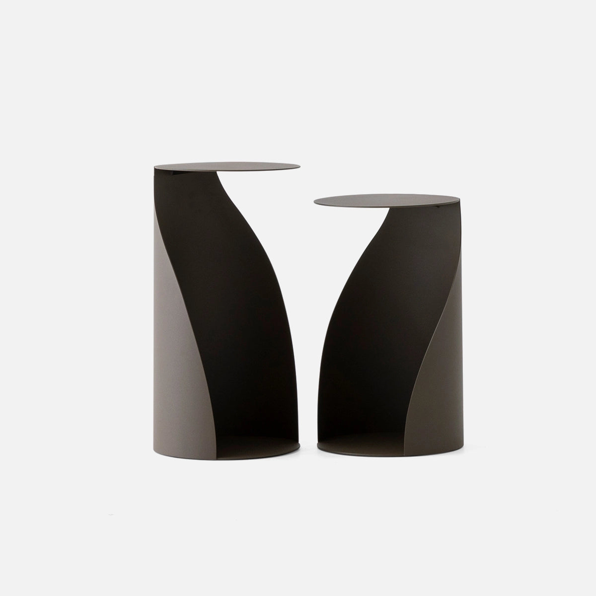 Masuta Laterala Pino – Structura Metalica Moderna