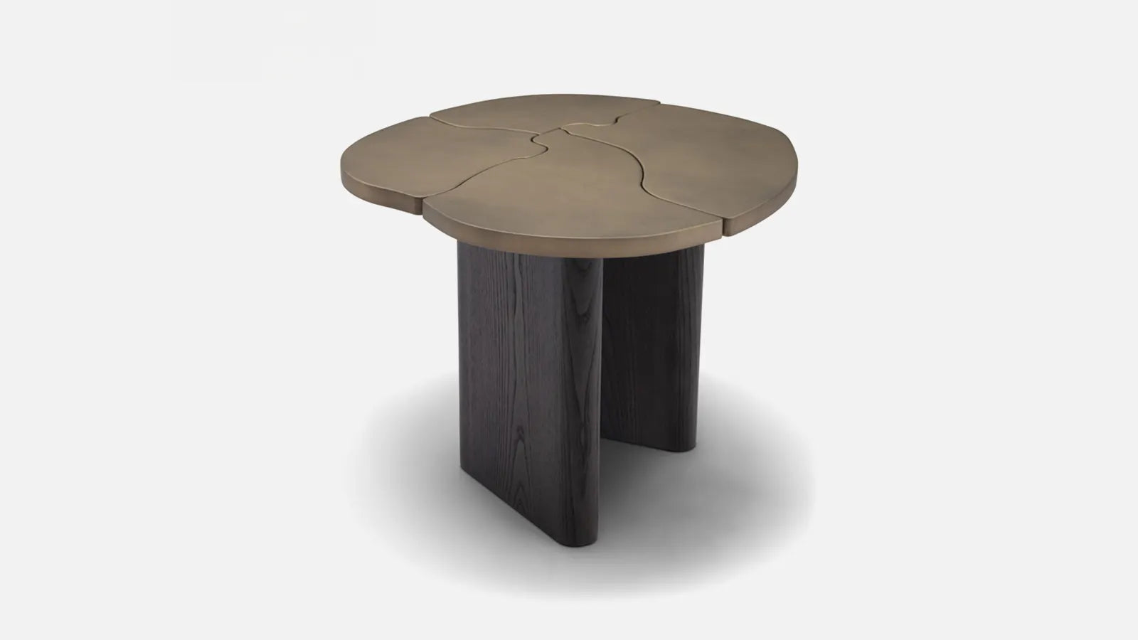 MASUTA DE COLT LARIO