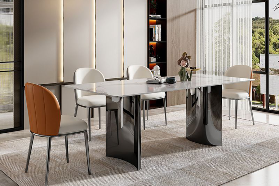 Set da pranzo Atlantis: tavolo e sedie per una sala da pranzo moderna