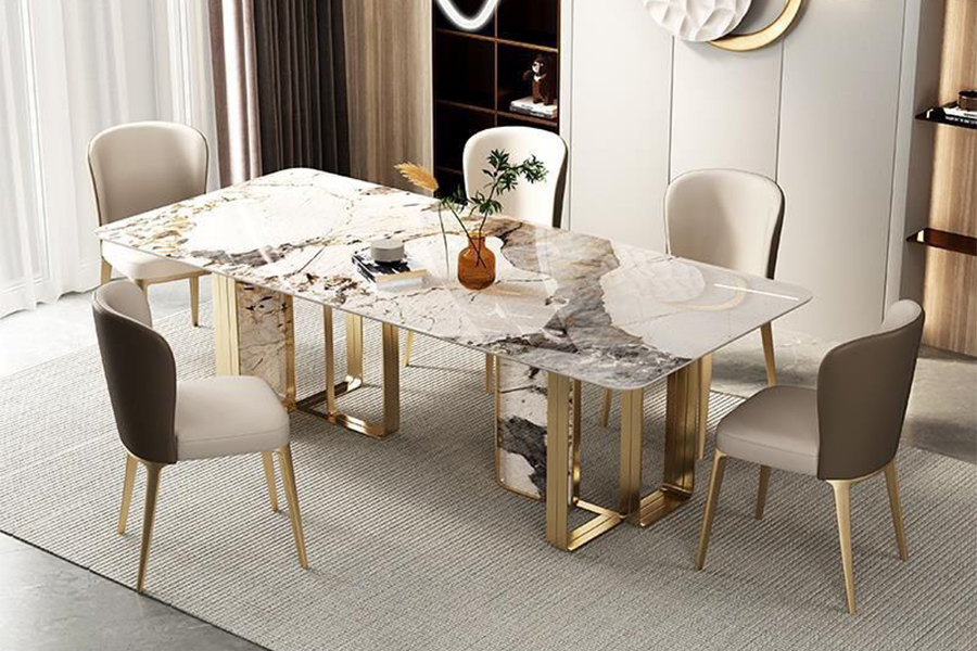 Set da pranzo Sofitel: tavolo e sedie per una sala da pranzo moderna