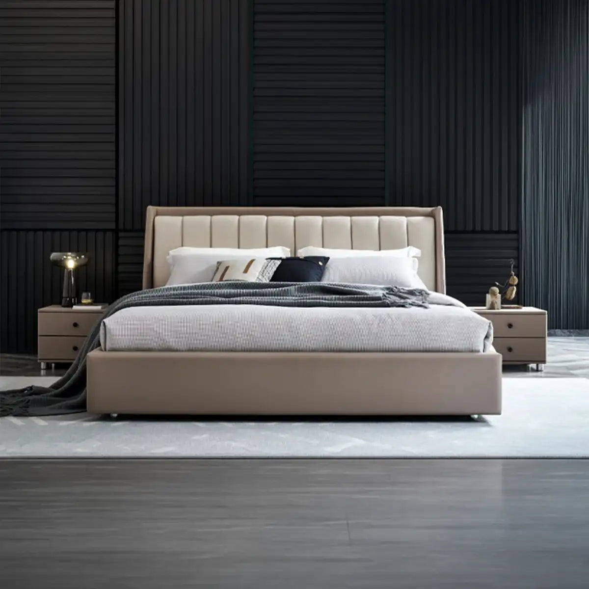 PAT JENIFER - Eleganza distintiva e confronto distintivo