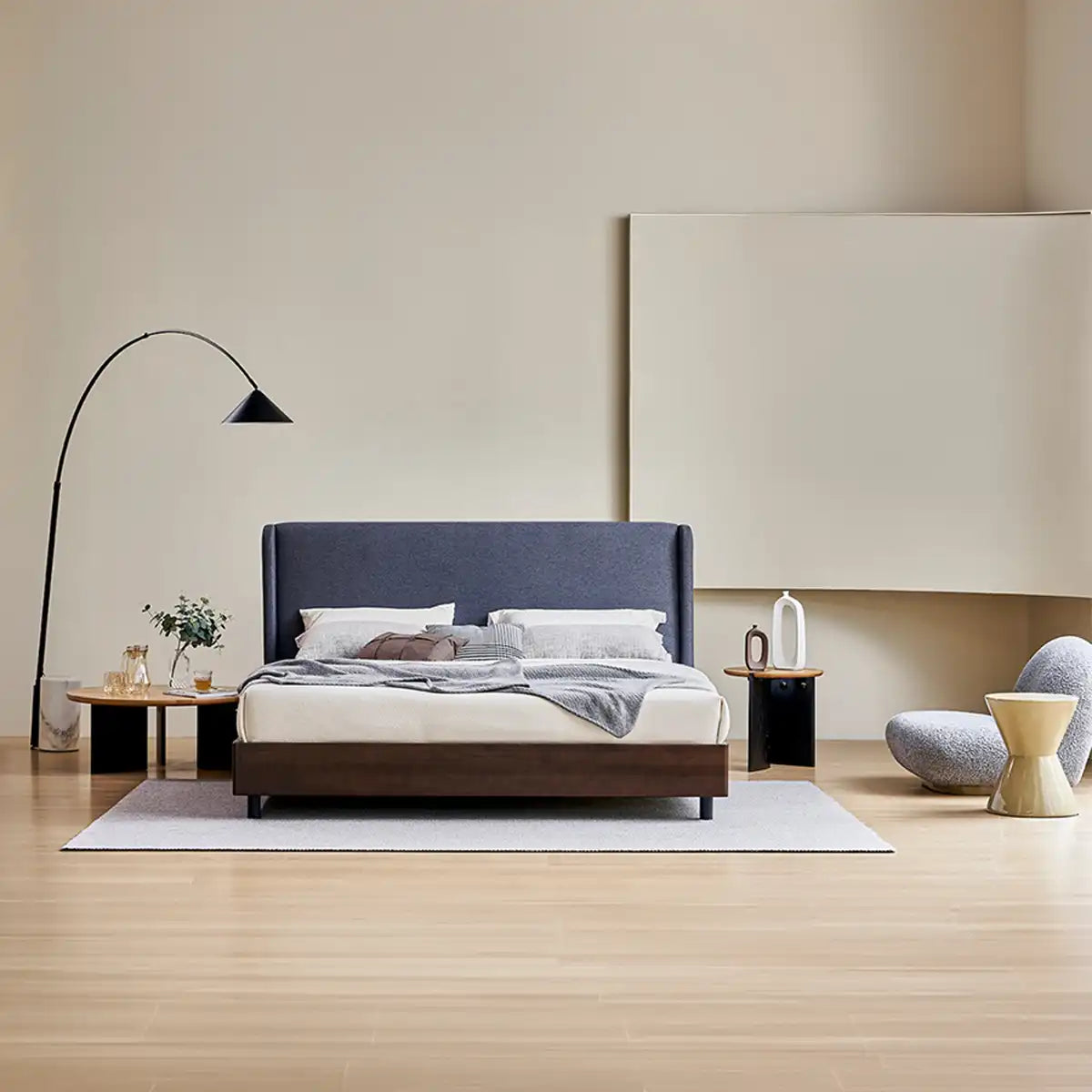 LETTO MONTI - Design raffinato e dettagli scultorei