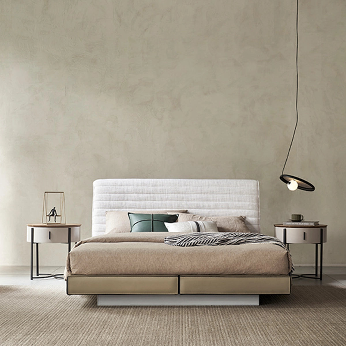 Pat Santoro Lux | Eleganță Caldă, Prezență Generoasă