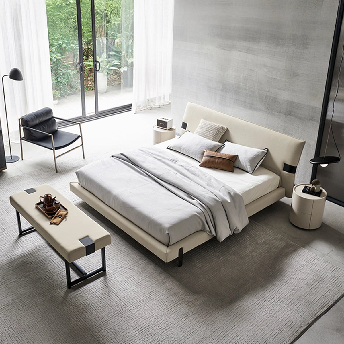 Pat Spinelli - Eleganță Simetrică și Proporții Perfecte