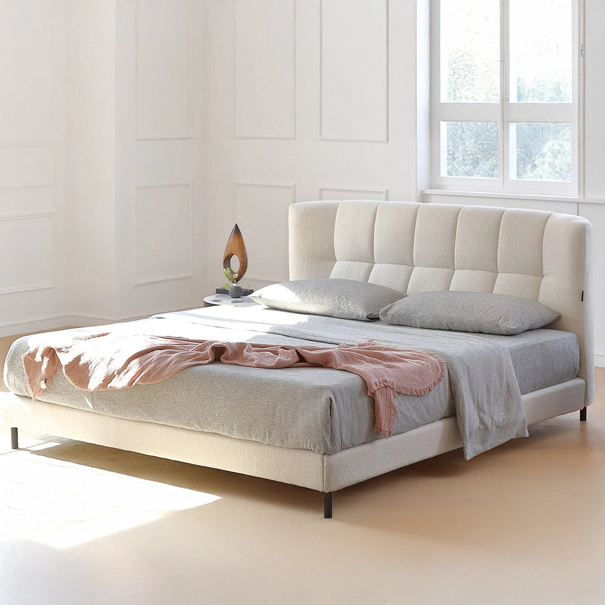 Pat Teddy - Elegant si rafinat